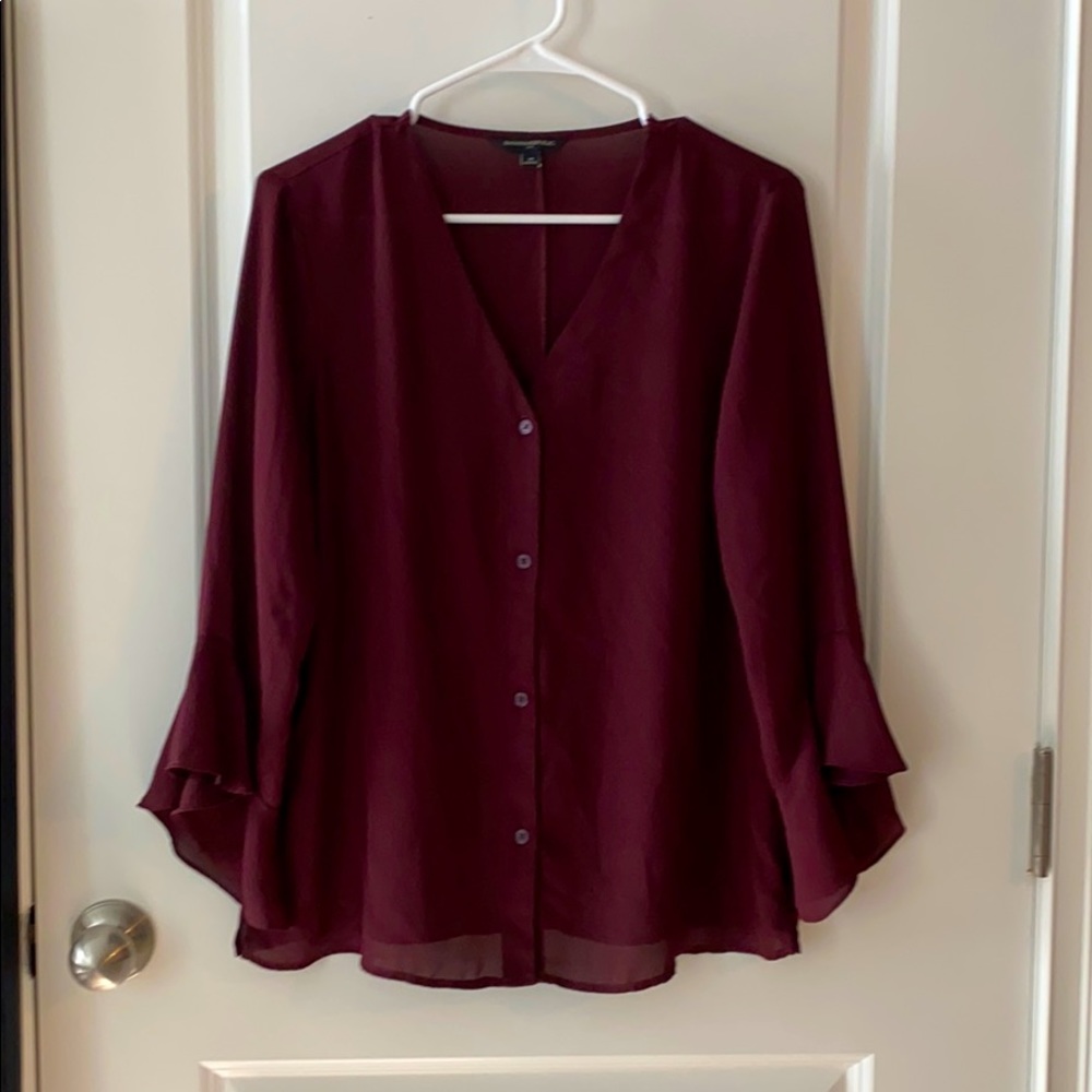 Banana Republic Bell Sleeve blouse